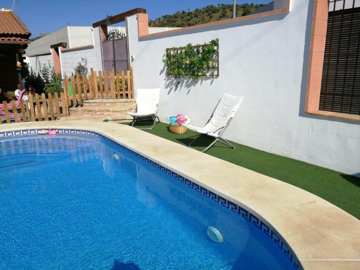 La Casita De Madera Villa Ardales Luaran gambar